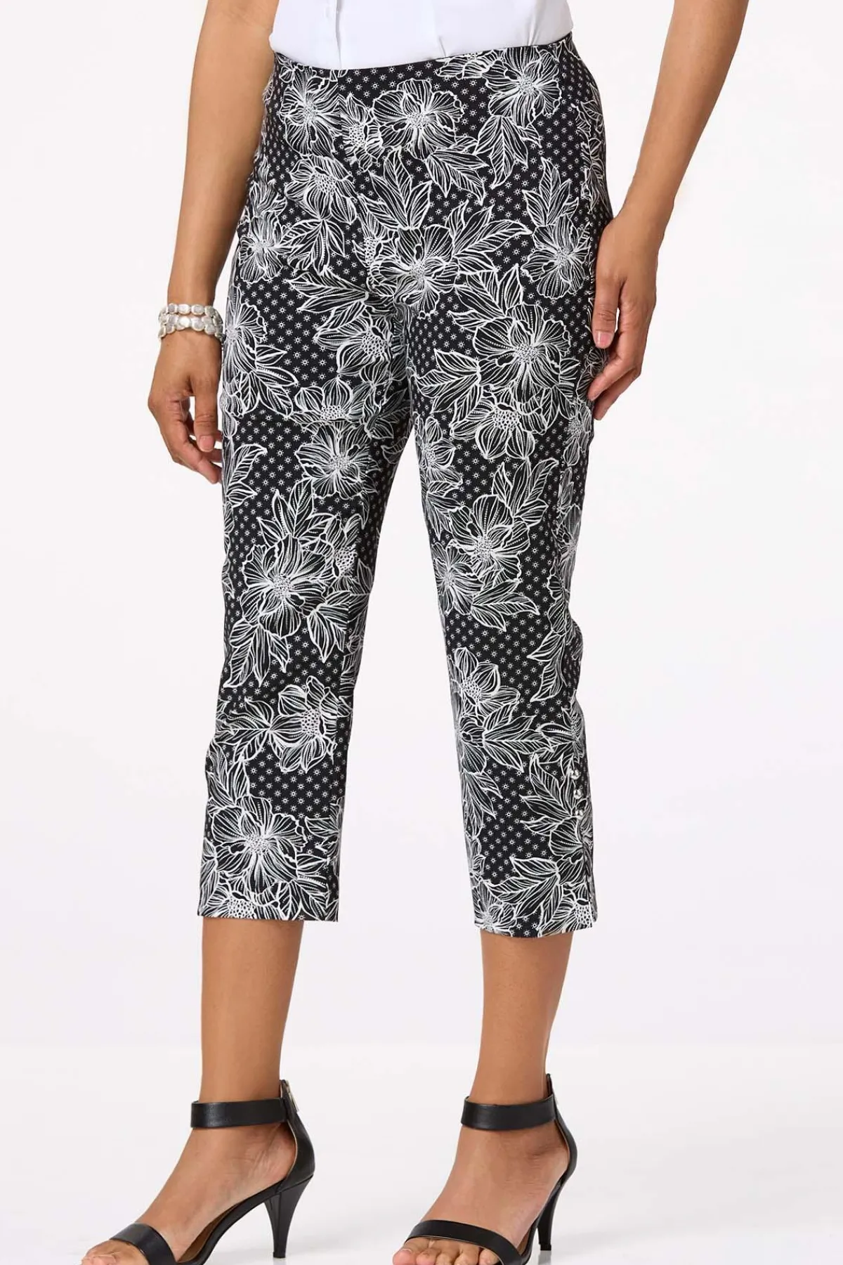 Cato Cropped Contrast Floral Pants> Pants