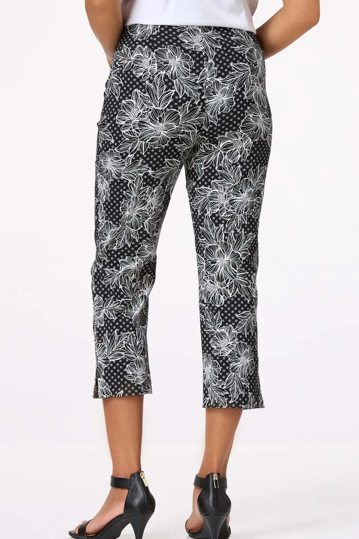 Cato Cropped Contrast Floral Pants> Pants