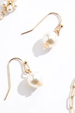 Cato Dainty Pearl Flower Necklace Set><noscript><img width=
