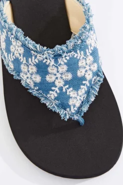 Cato Eyelet Flip Flops> Sandals
