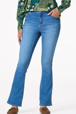 Cato Double Button High Rise Bootcut Jeans> Jeans