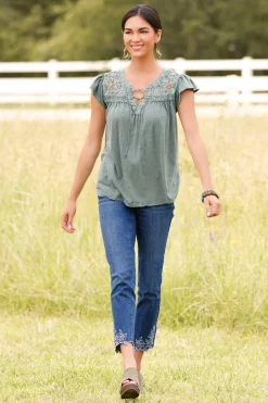 Cato Embroidered Hem Ankle Jeans><noscript><img width=