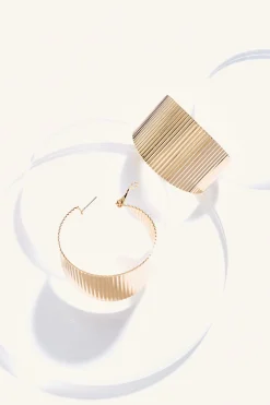 Cato Ribbed Hoop Earrings> Earrings