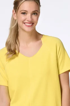 Cato Solid Seamed Athleisure Top><noscript><img width=