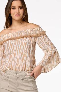 Cato Tasseled Convertible Top><noscript><img width=