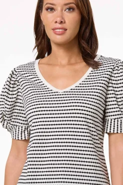Cato Textured Twist Puff Sleeve Top><noscript><img width=